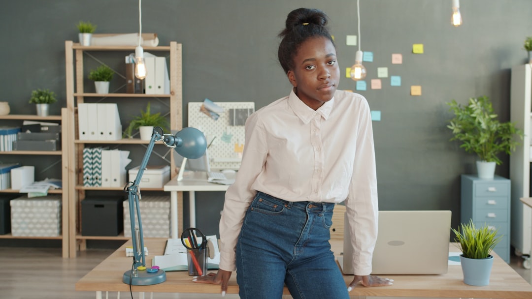 Bootstrapping Your Business: No VC, No Problem—The Self-Funded Startup Guide